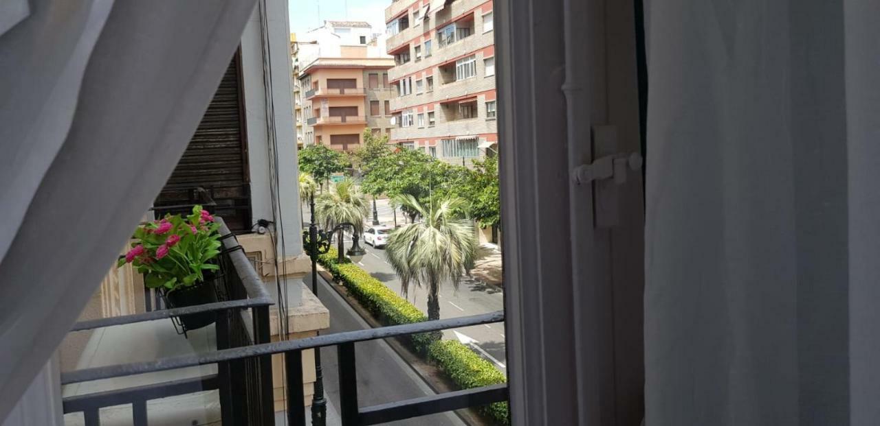 La Parada Saragozza Esterno foto